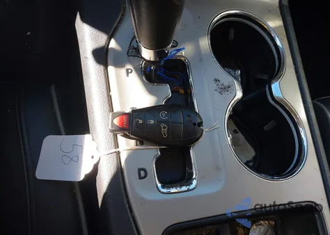 2012 Jeep Grand Cherokee Overland z USA, uszkodzony, nr VIN 1C4RJECG3CC258140